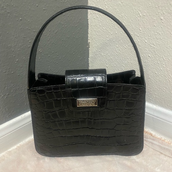 Rare VALENTINO GARAVANI Black Handbag - Picture 4 of 11